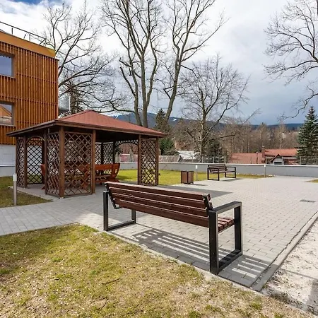 Comfort Stone Hill *